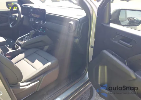 2025 Chevrolet Colorado 4Wd Trail Boss z USA, uszkodzony, nr VIN 1GCPTEEK5S1142712